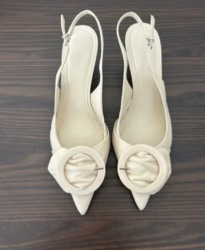 Sapato Arezzo TAM 37 Off white