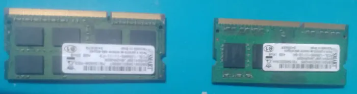 Duas memórias Ram 4gb notebook