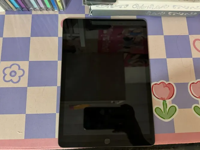 Ipad 9 geração 64gb.