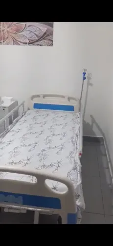 Cama Ortopédica Mecânica C/colchão Sup Soro - Hospitalar Dellamed