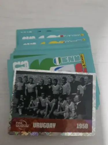 Lote figurinhas copa 2026 com 100 com repetições