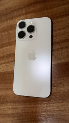 iPhone 15 PRO, 256gb, 86% bateria