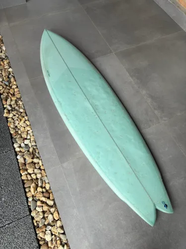 Prancha de surf mid twin