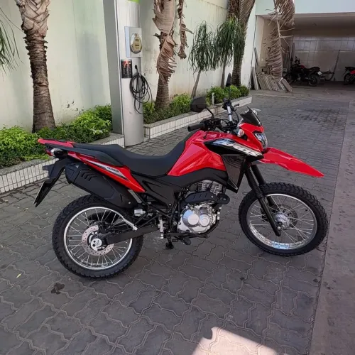 HONDA BROS DISPONÍVEL