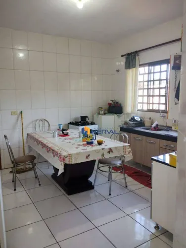 Casa com 2 quartos à venda, 80 m² por R$ 390.000 - Jardim Paulista - Maringá/PR