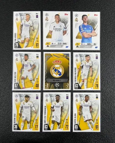 kit 9 cartas real madrid jogadores e emblema topps originais
