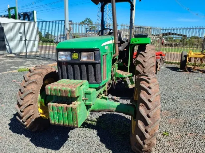 Trator John Deere Mod : 5403 Ano 2010 Único dono Traçado Revisado