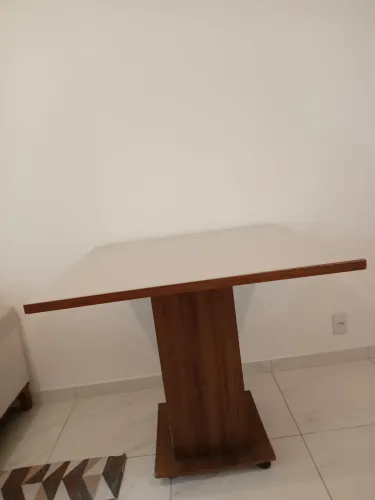 Mesa de Jantar Zamarchi Veleiros 90cm com Tampo de Vidro | Madeira Elegante