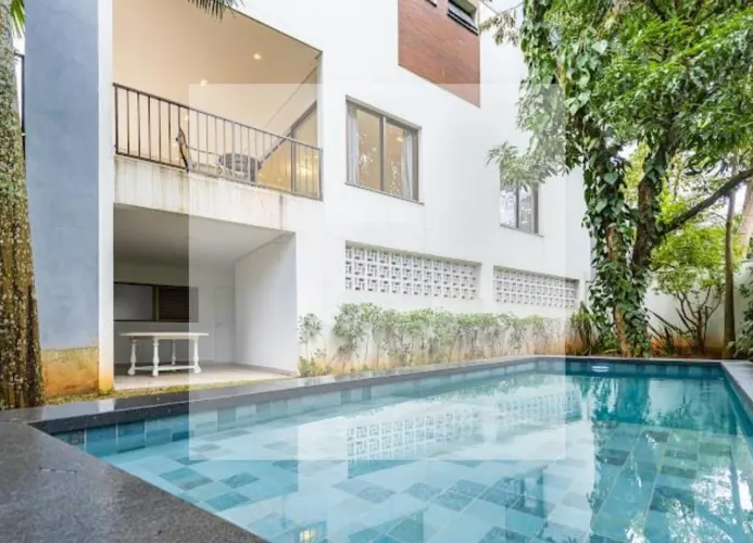 Condomínio fechado - Alto Padrão - Chácara Flora - 689 m² - 4 Suítes - Piscina - Sauna - 4