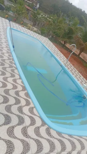 Limpeza e manutenção de piscinas 