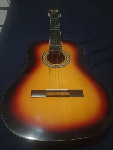 Violão acústico