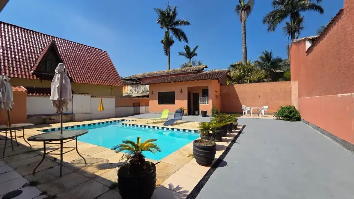 Bosque dos Esquilos. Casa com 600m² com Salão, 6 quartos em Anil - Rio de Janeiro - RJ