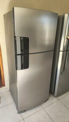 Geladeira Samsung Frost Free 438 litros funcionando perfeitamente tudo certinho 