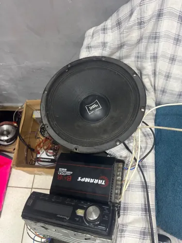 Vende-se peças de som