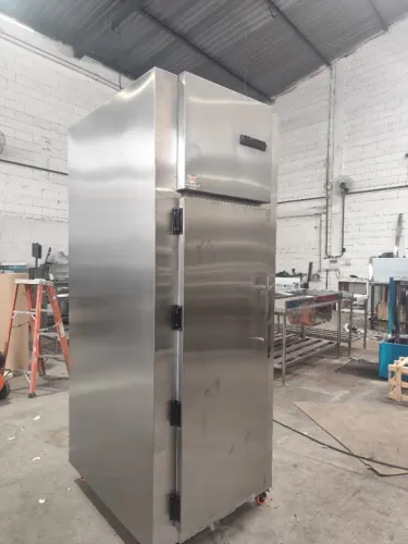 Mini câmara inox resfriados/bebidas -5°C 1 porta 1300L 1100×900×2090 