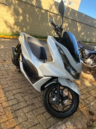 PCX 160 branca