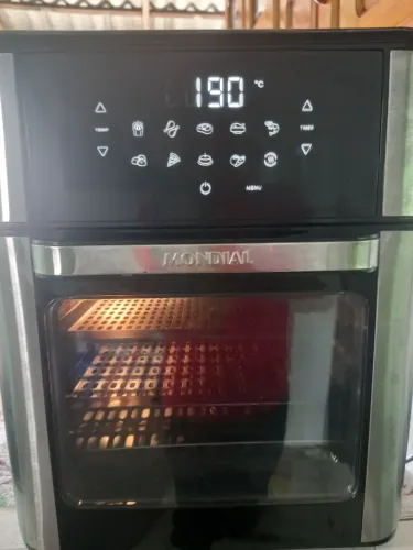 Vende-se AIR FRYER FORNO OVEN 12L 110V medial conservado e funcionando preço para vender