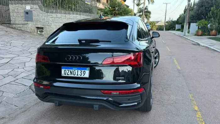 Audi Q5 SB P Black. 2.0 TFSIe S.tr. QT (hib.) 2022