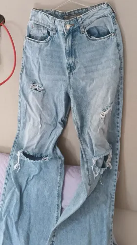 Calça feminina rasgada jeans tamanho 36