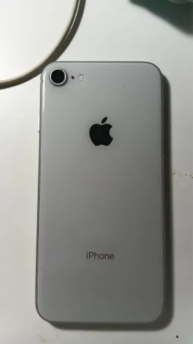 iPhone 8