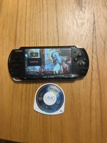 PSP 3000 Debsbloqueado IMPECÁVEL com jogos! (Modelo especificamente PSP 3001)