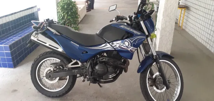 HONDA FALCON NX4 400cc