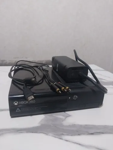 Xbox 360 slim Desbloqueado