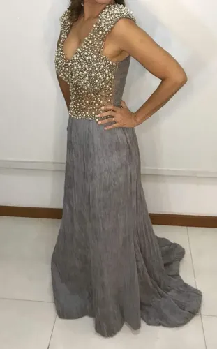 Vestido de festa maravilhoso