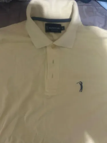 camiseta polo aleatory, amarelo claro.Nova.