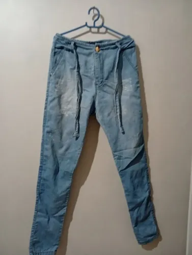 Calça jeans cintura alta 40