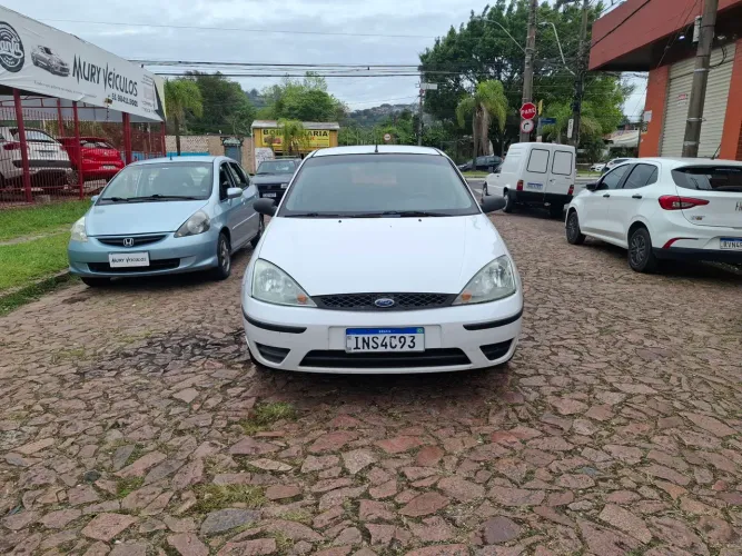 Ford Focus 1.6 S/se/se Plus Flex 8v/16v 5P 2007
