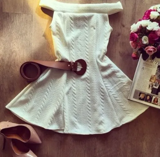 Vestido Branco Ombro a Ombro