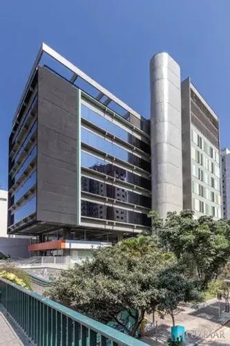 SALA COMERCIAL PARA ALUGAR EM PINHEIRO COM 2 BANHEIROS - 4660 m²