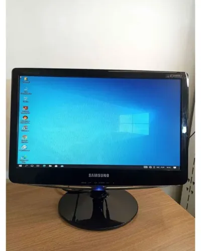 Monitor 19" Polegadas Widescreen Samsung Preto LCD VGA