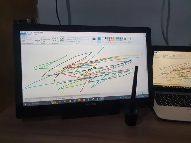 Tela de desenho (mesa digitalizadora) Huion 19.5 polegadas