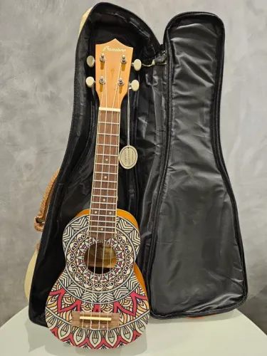 Ukulele Soprano Bamboo 21" Deep Ocean (NOVO, NA CAIXA ) R$ 380,00 - leia a descrição