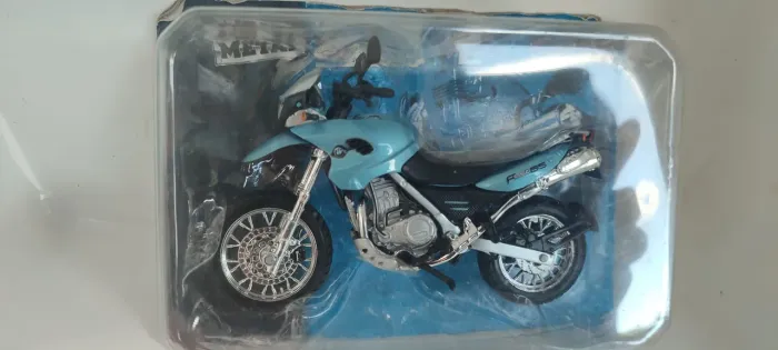 Moto BMW F650GS - Miniatura em Metal