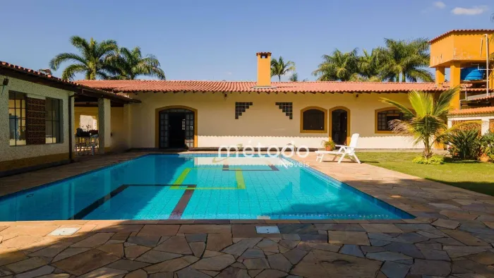 Chácara com 03 casas à venda, 4614 m² por R$ 5.000.000 - Nogueira - Guararema/SP