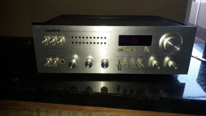 Amplificador gradiente Model 1450