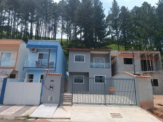 Casa a venda no Mirante das Agulhas em Resende RJ (3 quartos) R$ 590 MIL