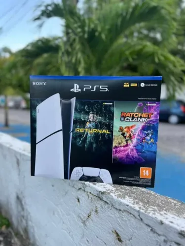 PS5 Slim Edição Digital + 2 jogos zero na caixa lacrado com nota !!!
