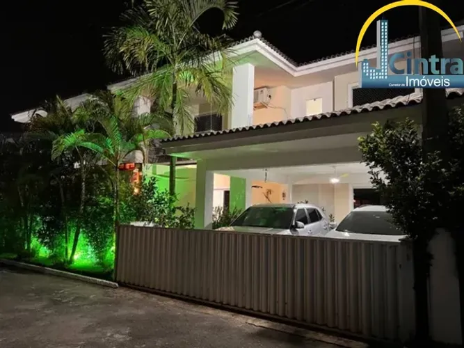 Vendo casa duplex com 4/4 sendo 01 suíte em Lauro de Freitas (Buraquinho), condomínio fech
