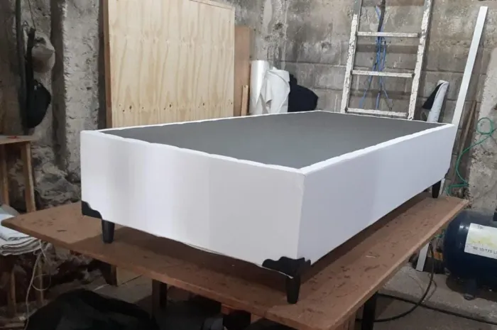 Base Box solteiro 199,90 a vista
