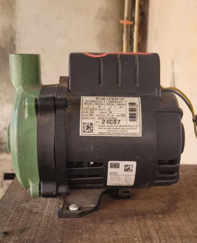 Motobomba centrífuga 3/4 127v