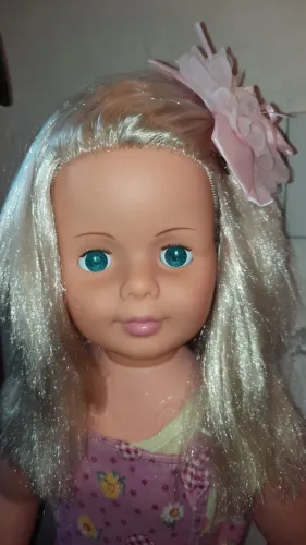 BONECA AMIGUINHA ANTIGA 