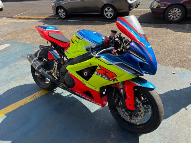 Suzuki Srad 1000 - Pista