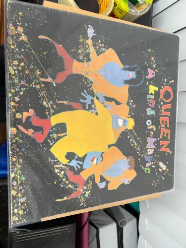 Lp Queen - Kind of Magic
