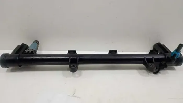 Flauta De Combustivel Astra 2.0 Gasolina 2007 2008 2009 2010