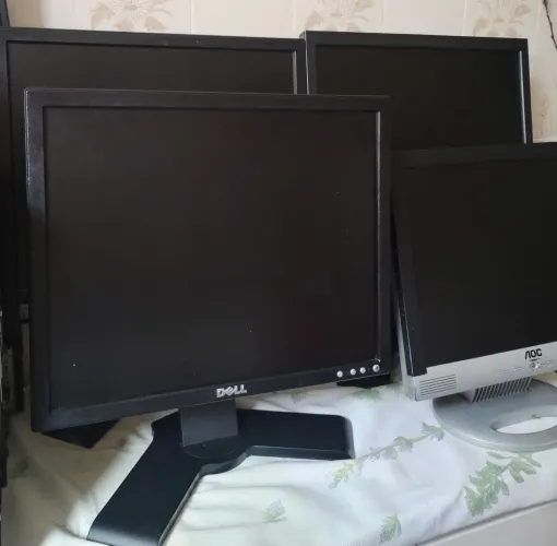 Lote de Monitores CPUs 