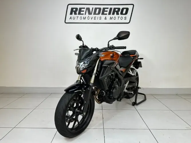 Honda CB500F ano 2021 com 11.000km aceito troca